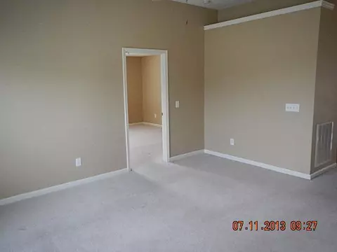 443 Berry Cir, Springfield, TN 37172 photo 4