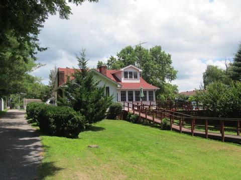 205 Division St, Normandy, TN 37360 photo 1