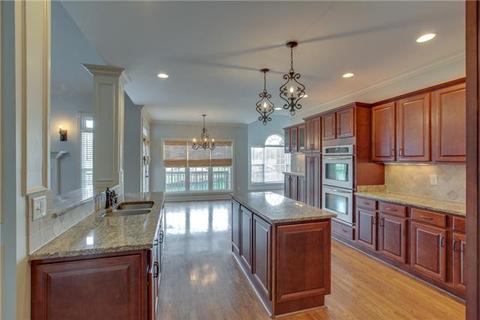 1046 Fitzroy Cir, Spring Hill, TN 37174 photo 9