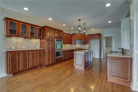 1046 Fitzroy Cir, Spring Hill, TN 37174 photo 7