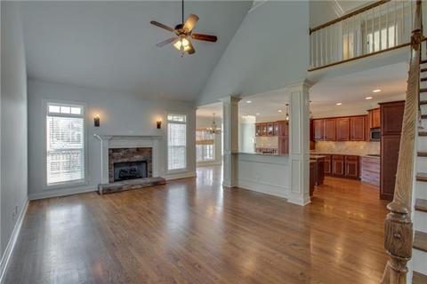1046 Fitzroy Cir, Spring Hill, TN 37174 photo 6