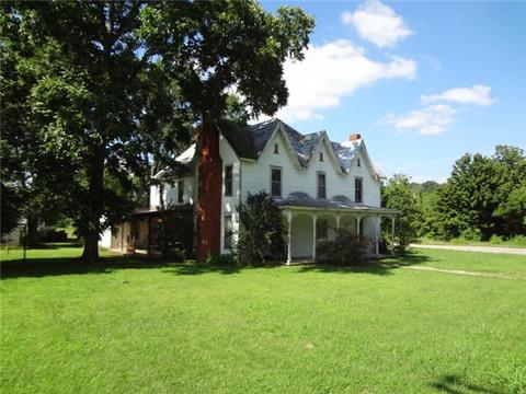 360 Case Rd, Prospect, TN 38477 photo 2