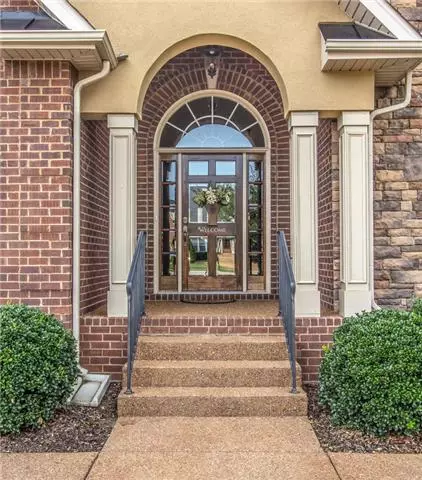 2004 Bathurst Ct, Spring Hill, TN 37174 photo 1