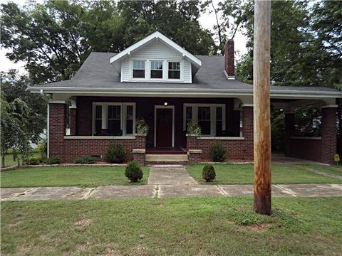 210 S Bratton St, Decherd, TN 37324 photo 1