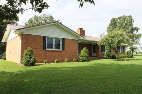 199 Pond Ln, Morrison, TN 37357 photo 1