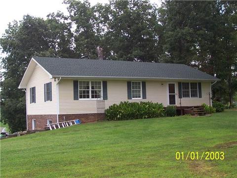 1044 Potter Rd, Dickson, TN 37055 photo 1