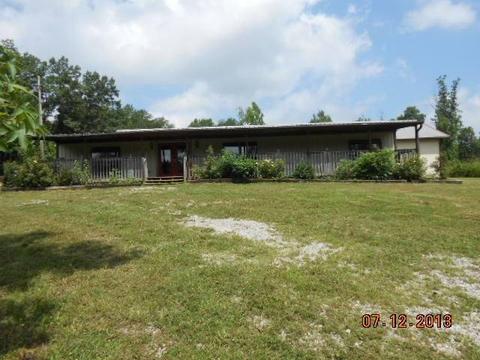 233 Macarthur Ln, Walling, TN 38587 photo 1