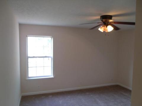 1104 Hickory Pointe, Dickson, TN 37055 photo 5