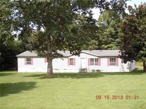 375 Wall Rd, Cunningham, TN 37052 photo 1