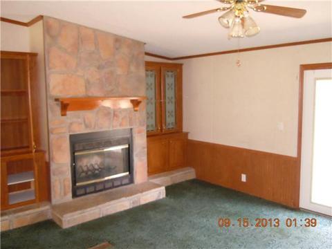 375 Wall Rd, Cunningham, TN 37052 photo 4