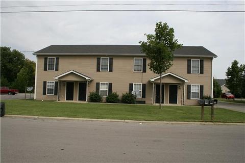 1329 Benley St, Murfreesboro, TN 37130 photo 1