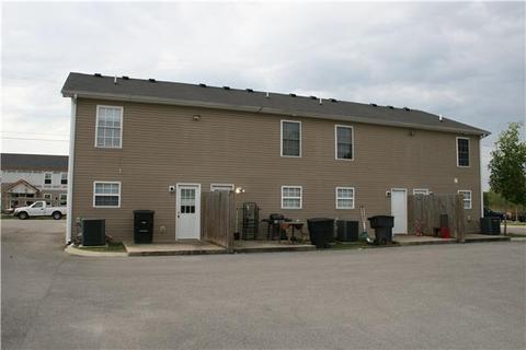 1329 Benley St, Murfreesboro, TN 37130 photo 2
