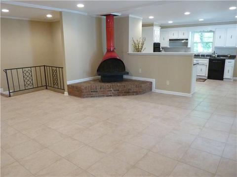 404 Golfview Ln, Springfield, TN 37172 photo 3