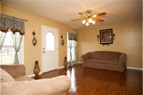 116 Ben Dr, Springfield, TN 37172 photo 2