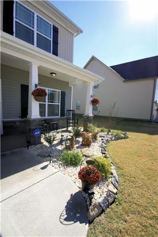 2076 Red Jacket Trce, Spring Hill, TN 37174 photo 2