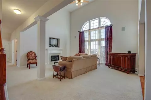 1017 Queens Pl, Spring Hill, TN 37174 photo 6