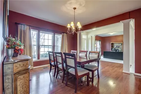 1017 Queens Pl, Spring Hill, TN 37174 photo 4