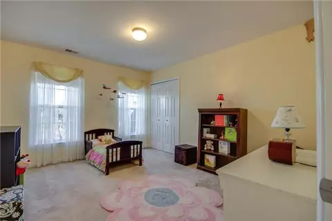 1017 Queens Pl, Spring Hill, TN 37174 photo 13
