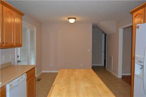 3766 Armstrong Rd, Springfield, TN 37172 photo 6