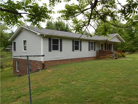 110 Oaktree Ln, Dickson, TN 37055 photo 1