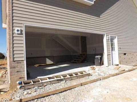 345 Murrell Rd, Dickson, TN 37055 photo 4