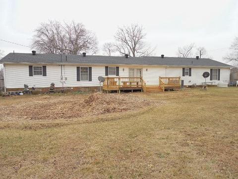 26 May St, Mcewen, TN 37101 photo 2