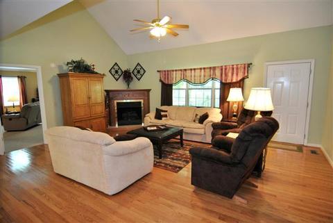 276 Murrell Rd, Dickson, TN 37055 photo 4