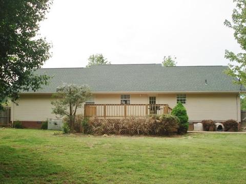 318 Hennessee Ave, Morrison, TN 37357 photo 4
