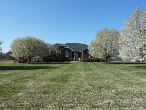 2323 Blue Spring Rd, Decherd, TN 37324 photo 5