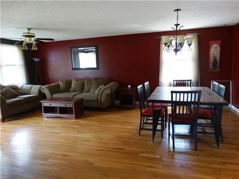 104 E Circle Dr, Burns, TN 37029 photo 3