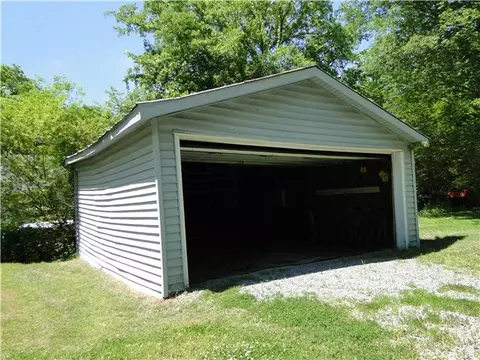 418 E Campbell Rd, Madison, TN 37115 photo 6