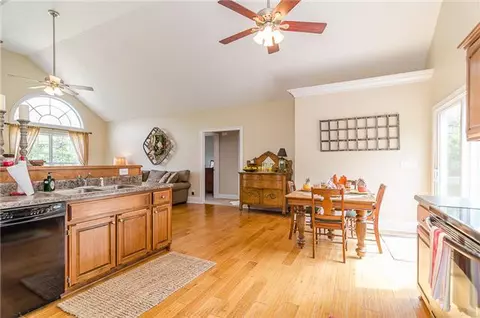 315 Lenox Ct, Springfield, TN 37172 photo 5