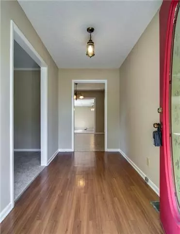 205 Sam Davis Dr, Springfield, TN 37172 photo 2
