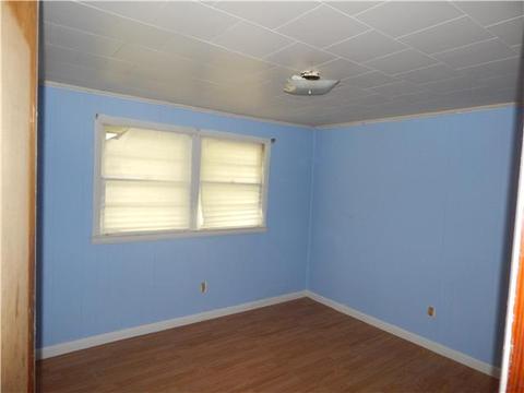 202 Spring St, Dickson, TN 37055 photo 5