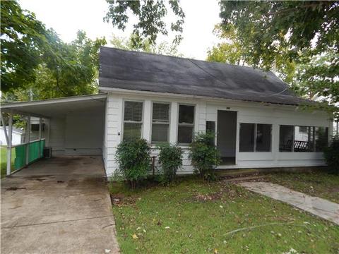 202 Spring St, Dickson, TN 37055 photo 2
