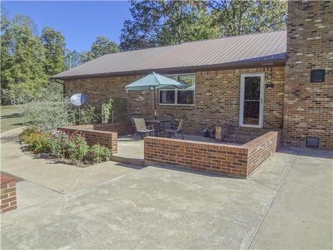1186 Pleasant Ridge Rd, Goodspring, TN 38460 photo 7