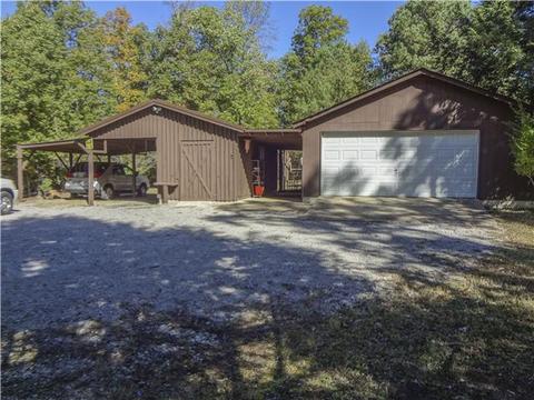 1186 Pleasant Ridge Rd, Goodspring, TN 38460 photo 3