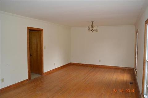 206 E Clark Blvd, Murfreesboro, TN 37130 photo 2