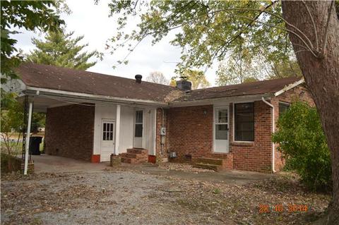 206 E Clark Blvd, Murfreesboro, TN 37130 photo 9