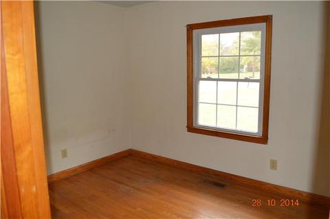 206 E Clark Blvd, Murfreesboro, TN 37130 photo 8