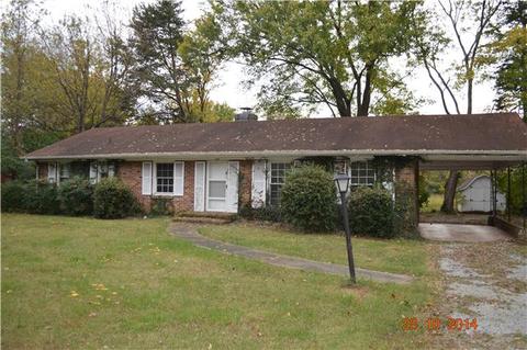 206 E Clark Blvd, Murfreesboro, TN 37130 photo 1