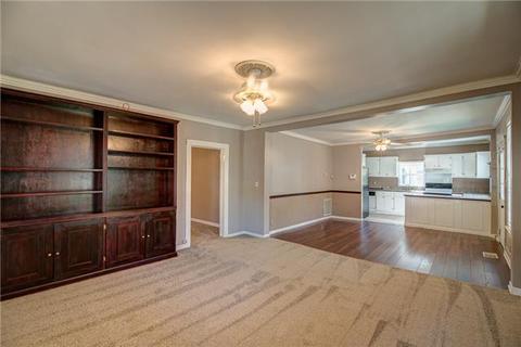 918 E Castle St, Murfreesboro, TN 37130 photo 3
