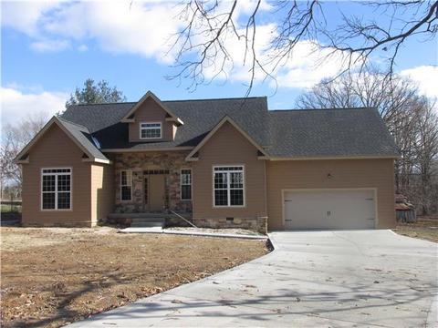 411 Kaiser, Dickson, TN 37055 photo 1