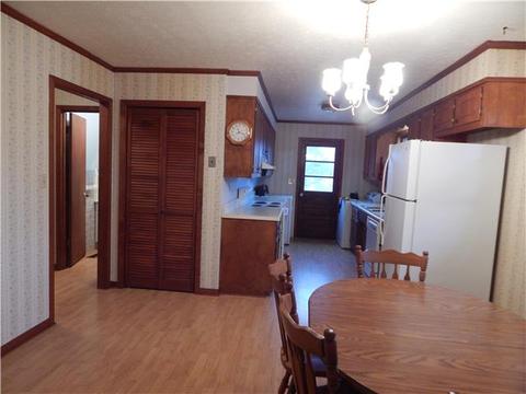 200 Spring St, Vanleer, TN 37181 photo 5