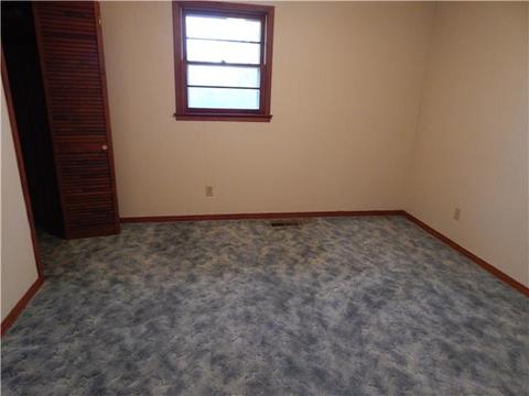 200 Spring St, Vanleer, TN 37181 photo 10