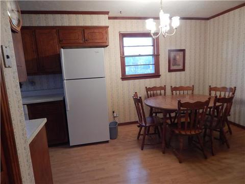 200 Spring St, Vanleer, TN 37181 photo 4