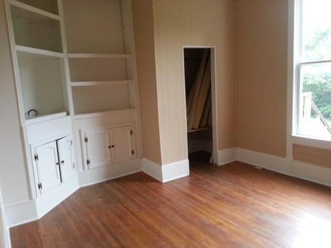 705 W Walnut St, Dickson, TN 37055 photo 4