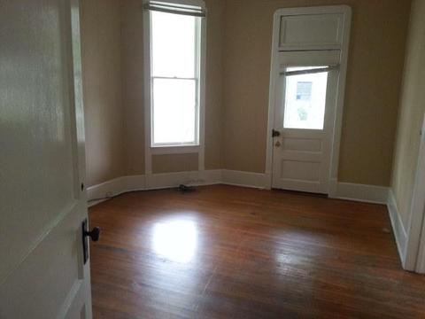 705 W Walnut St, Dickson, TN 37055 photo 5