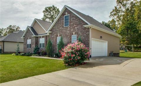 205 Deerfield Dr, Springfield, TN 37172 photo 2