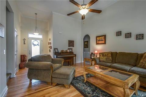 205 Deerfield Dr, Springfield, TN 37172 photo 3